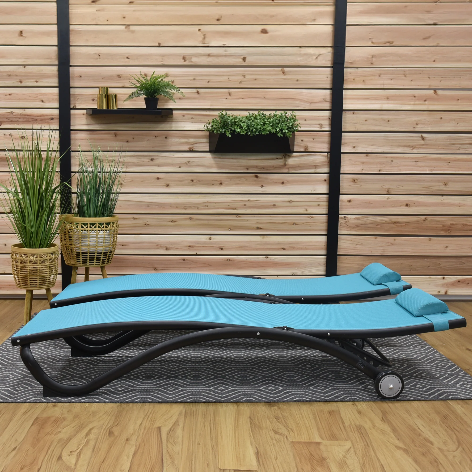 Glendale Phifer® & Aluminum Lounger Set (2pc) - Blue Hawaii - Image 4