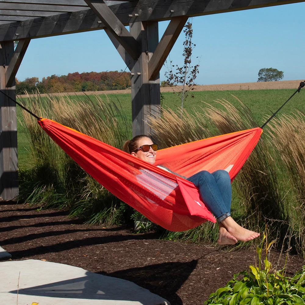 Mesh Camping Hammock - Punch & Peach - Image 3
