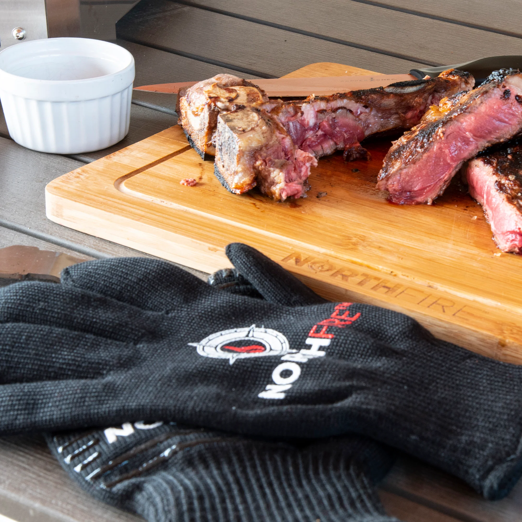 NorthFire Heat Resistant Grilling Gloves - Image 3