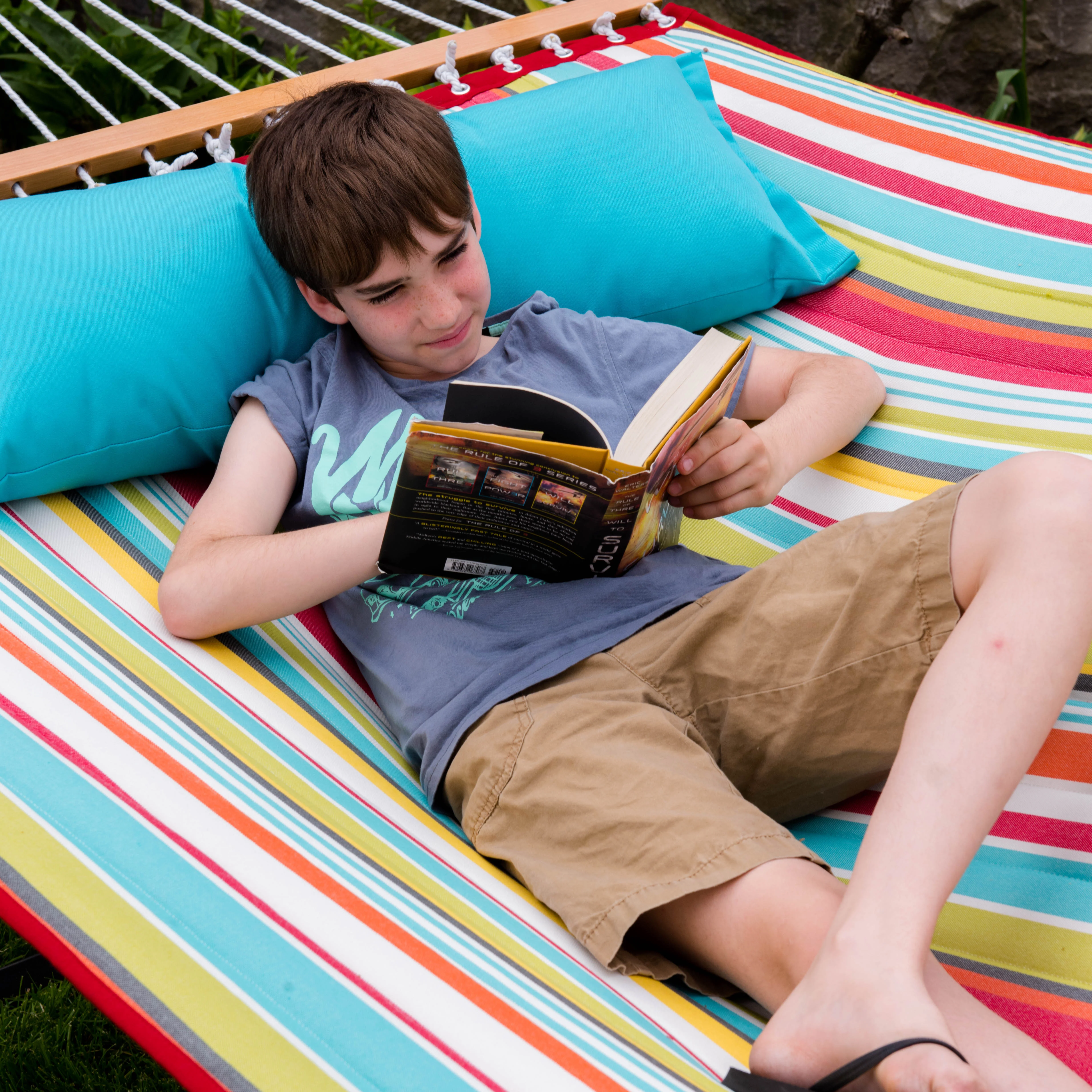Quilted Fabric Spreader Bar Hammock - Ciao - Image 4