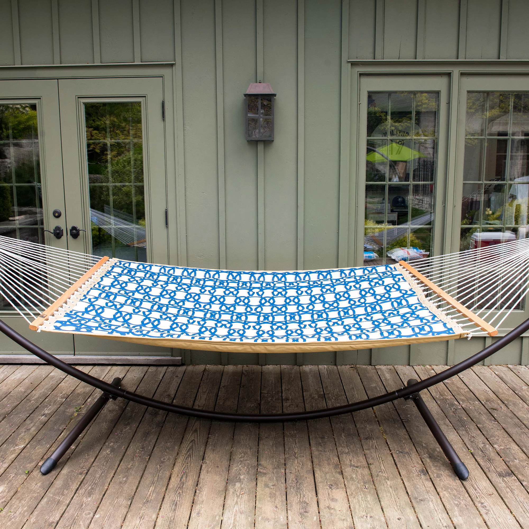 Quilted Fabric Spreader Bar Hammock - Nautical - Image 3